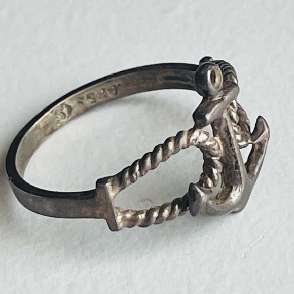 Vintage Sterling silver sailor Anchor Rope Ring - Picture 2 of 11